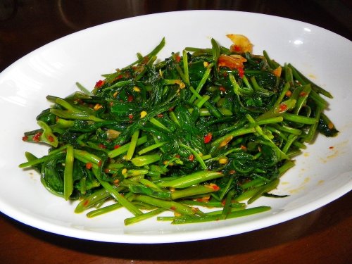 tumis-kangkung-renyah